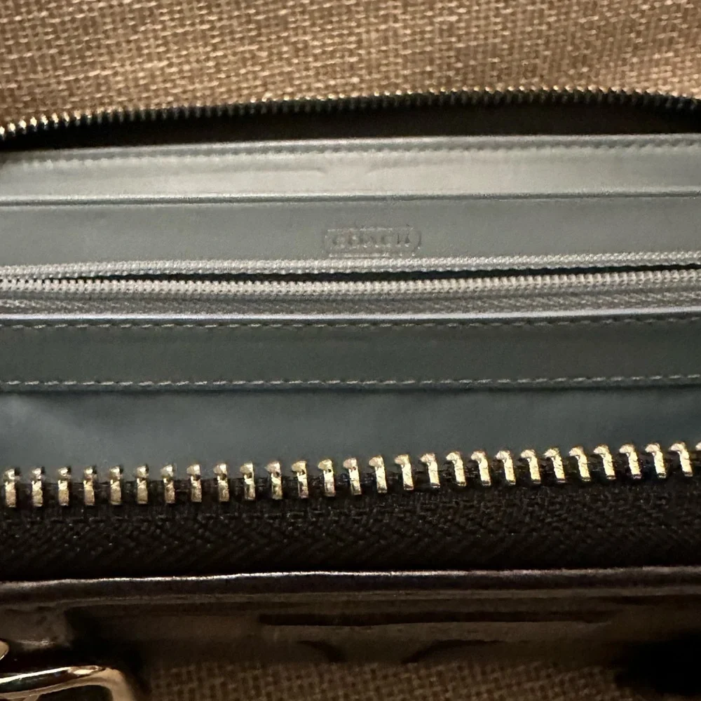 Coach wallet - Picture 3 of 4